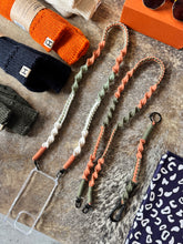 Load image into Gallery viewer, Vira Macrame Phone Strap