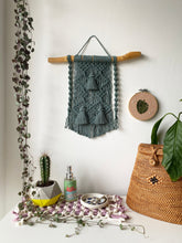 Load image into Gallery viewer, Macrame Mat / Coaster