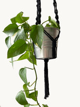 Load image into Gallery viewer, Macrame Plant Hanger
