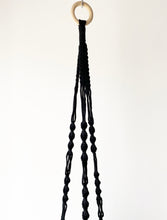 Load image into Gallery viewer, Macrame Plant Hanger