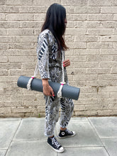 Load image into Gallery viewer, Zoe Macrame Yoga Mat Strap