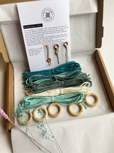 Load image into Gallery viewer, D.I.Y. Macrame Stars Blues - Small