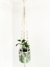 Load image into Gallery viewer, Beginner&#39;s D.I.Y. Macrame Plant Hanger Kit with Video