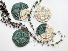 Load image into Gallery viewer, Macrame Coasters