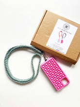 Load image into Gallery viewer, D.I.Y Macrame Phone Strap