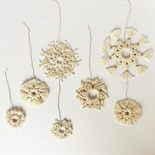 Load image into Gallery viewer, D.I.Y. Macrame Snowflakes