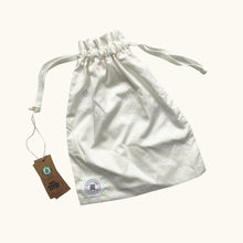Load image into Gallery viewer, Lakers Macrame Bags - Medium Size with strap